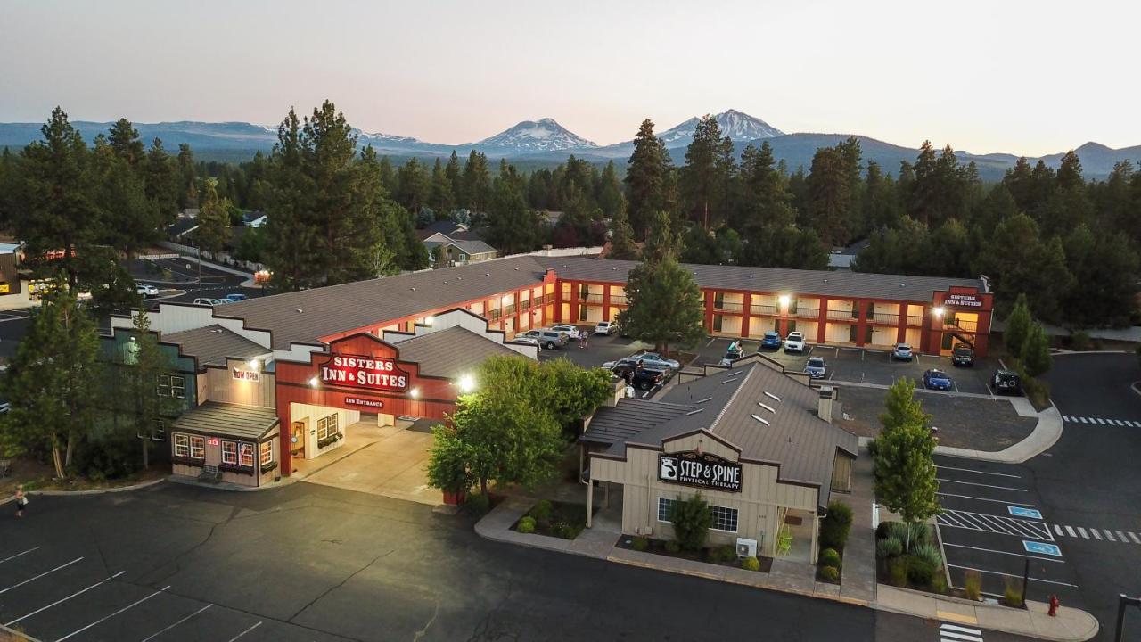 Sisters Inn & Suites エクステリア 写真