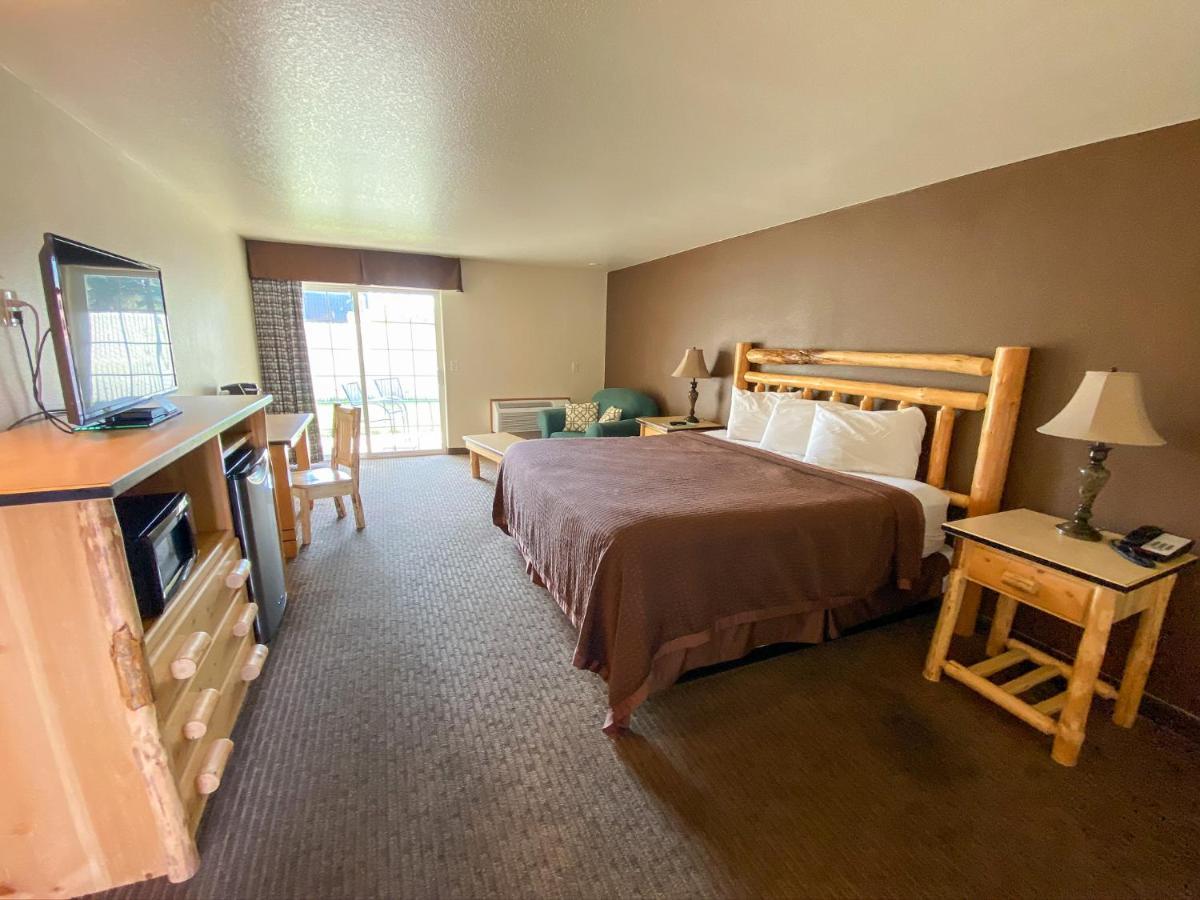 Sisters Inn & Suites エクステリア 写真
